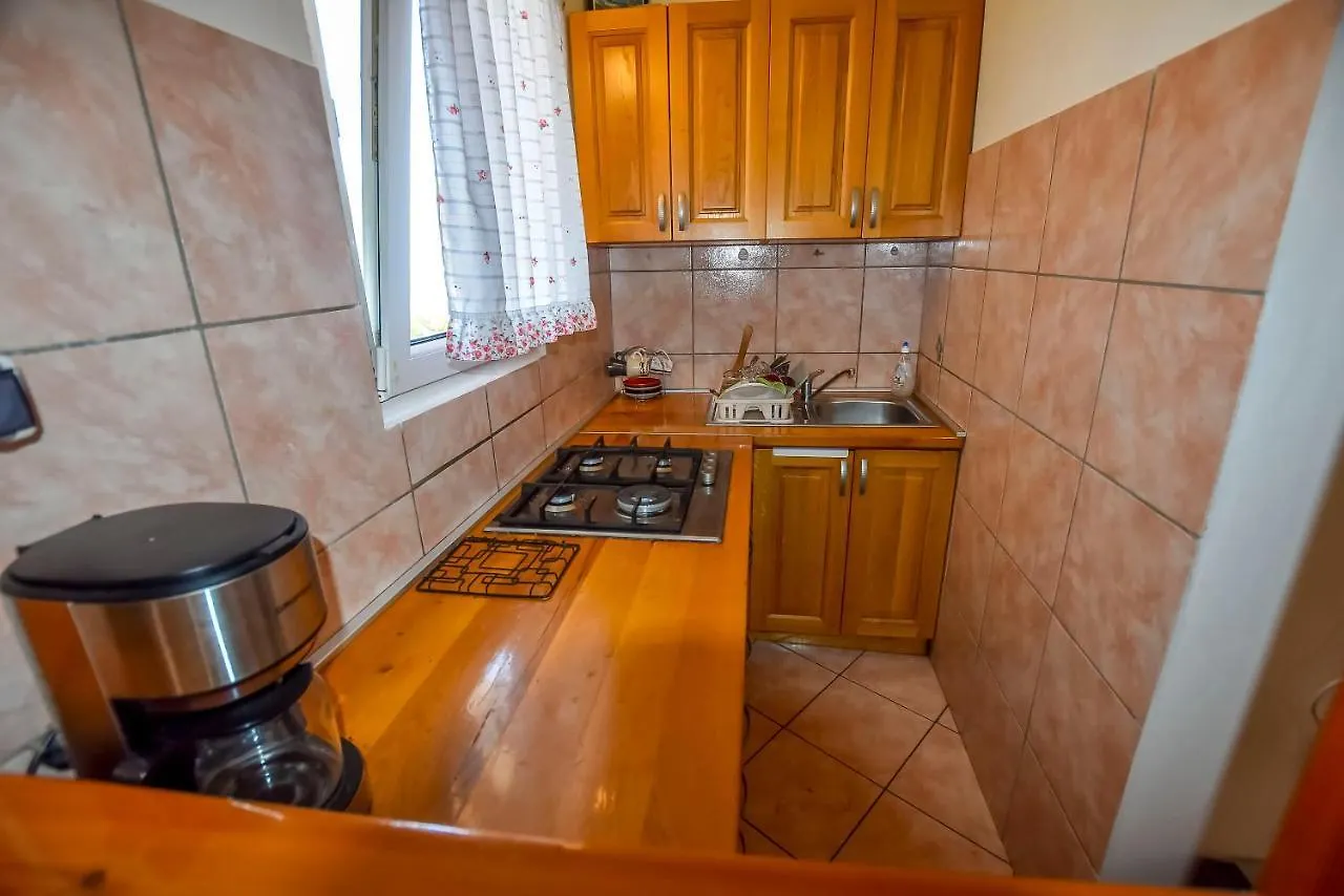 House Dino Villa Tkon 0*,  Croatia