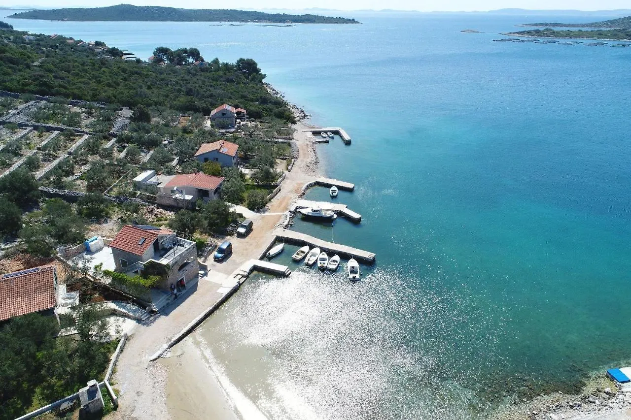 House Dino Villa Tkon 0*,  Croatia